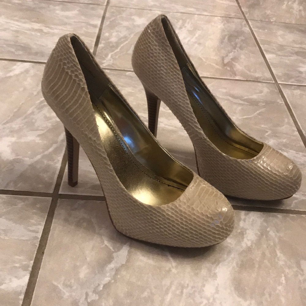 Nude snake pattern platform heels